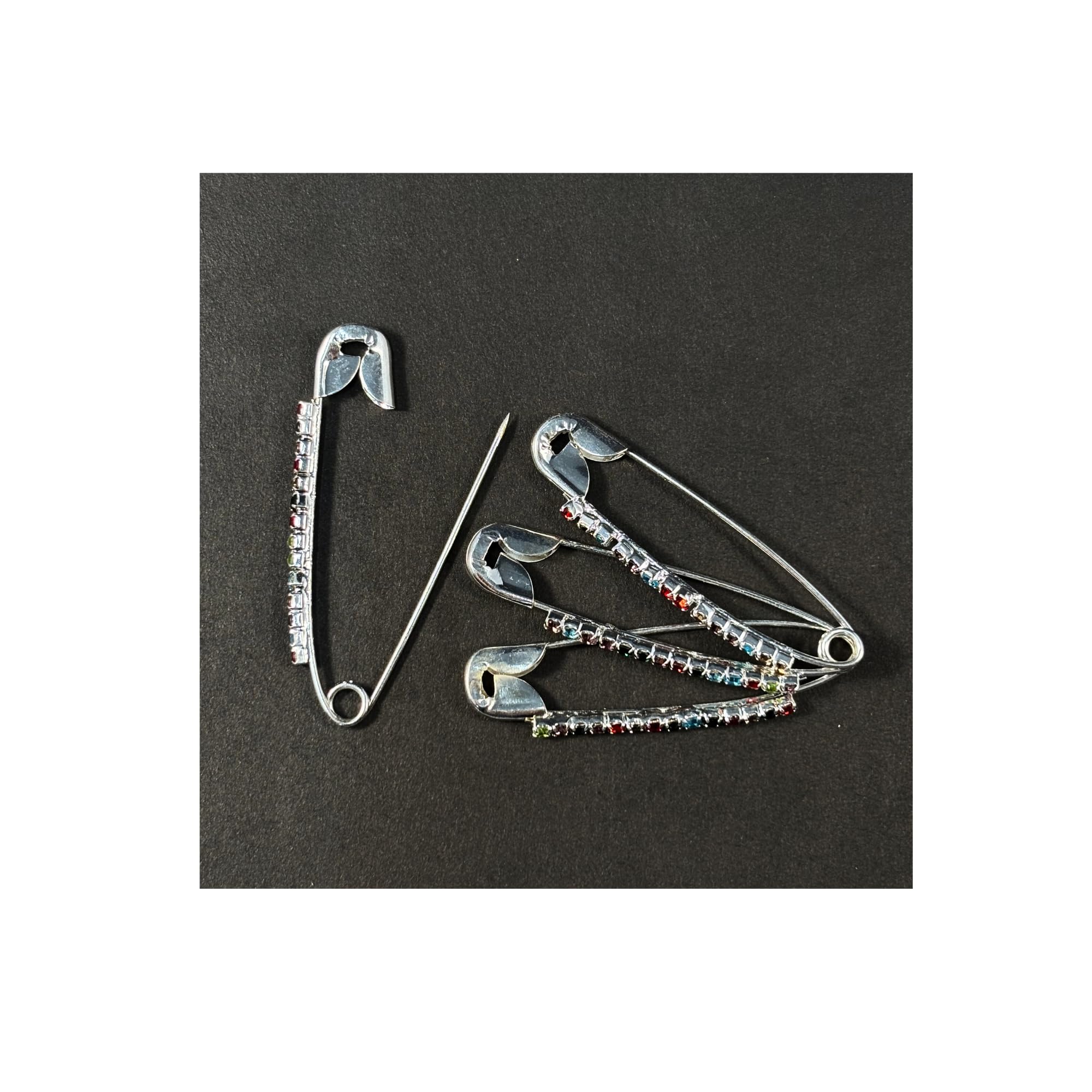 Kàllos Safety pins for Womens