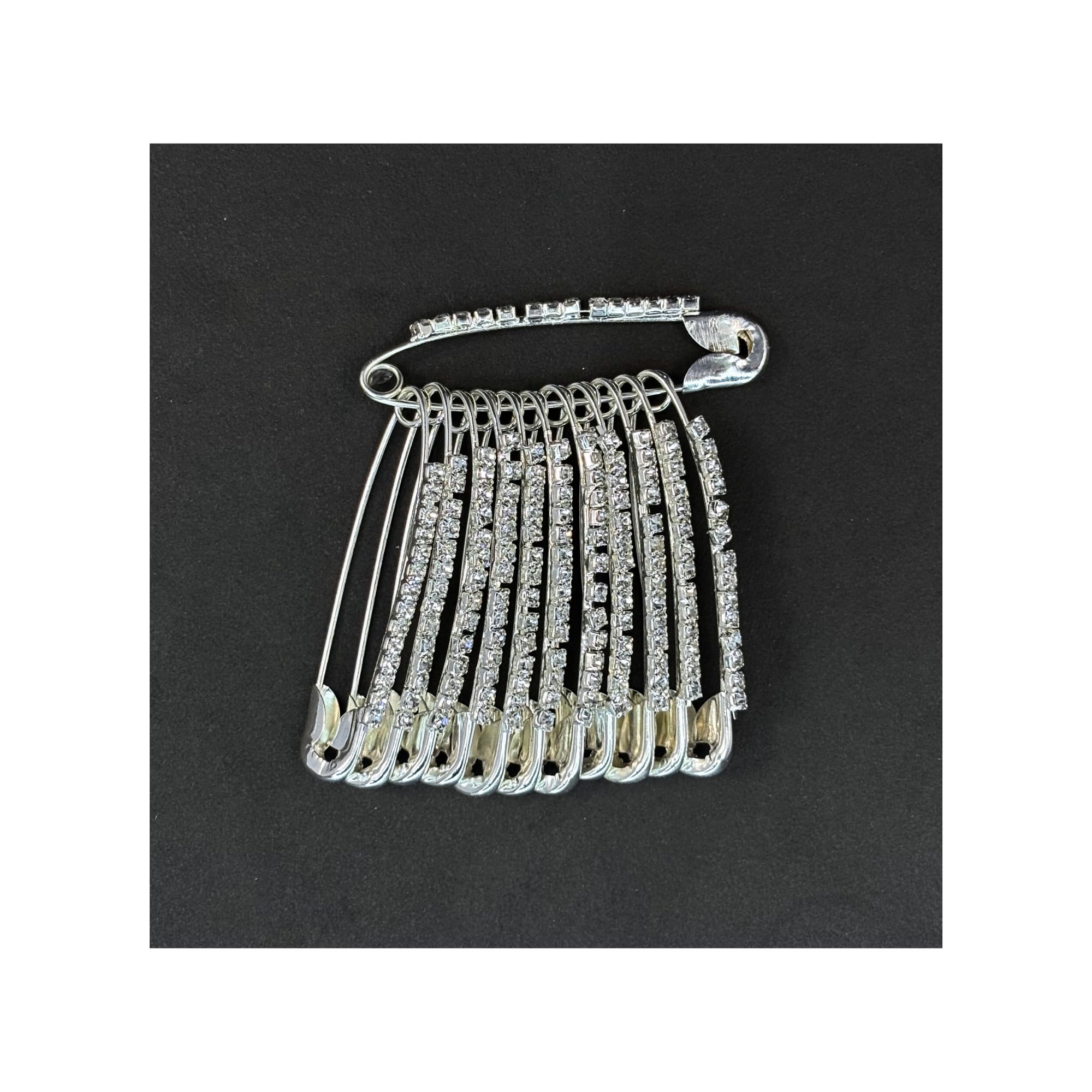 Kàllos Safety pins for Womens